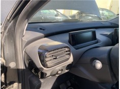 Recambio de rejilla entrada de aire para citroen c4 cactus 1.5 business class referencia OEM IAM 98138038XT  