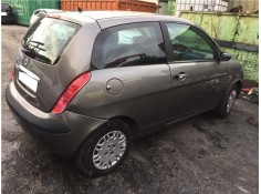 lancia ypsilon (101) del año 2004
