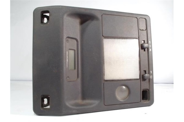 Recambio de luz delantero central techo para fiat i punto (176) berlina 1.6 90 sporting referencia OEM IAM B032 0880001 