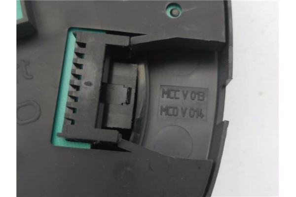 Recambio de interruptor luces emergencia para smart micro compact car 600 referencia OEM IAM MCCV013  