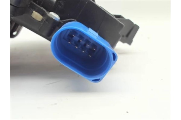 Recambio de cierre electromagnetico delantero izquierdo para skoda fabia (6y2/6y3) 1.4 tdi referencia OEM IAM 15AQ3B1837015AQ  