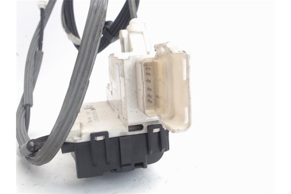 Recambio de cierre electromagnetico delantero derecho para peugeot 1007 1.4 sport referencia OEM IAM 9660701080d  