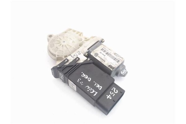 Recambio de motor elevalunas delantero derecho para seat leon (1m1) referencia OEM IAM (1C1959802A) (9776105415-301) 1C1959802A 