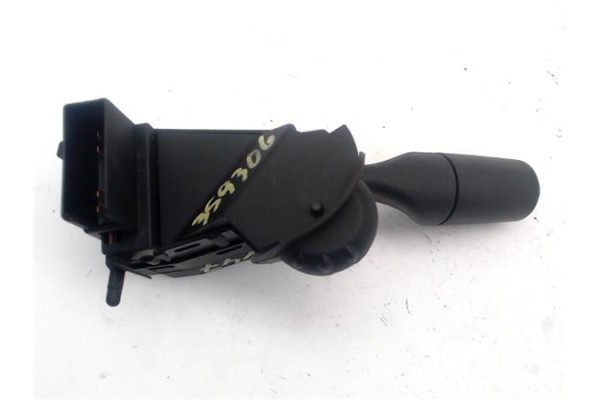 Recambio de mando de luces para smart fortwo coupe 0.8 fortwo coupe cdi (33kw) (451.300) referencia OEM IAM A4515450010  