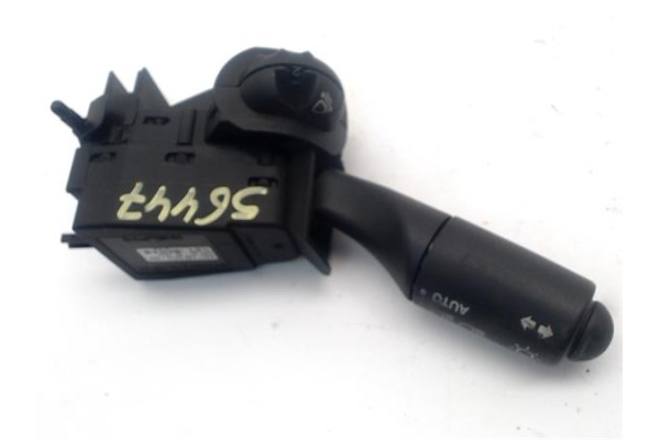 Recambio de mando de luces para smart fortwo coupe 0.8 fortwo coupe cdi (33kw) (451.300) referencia OEM IAM A4515450010  