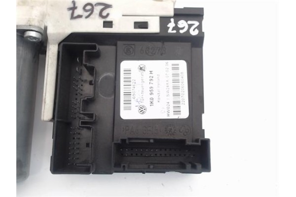 Recambio de motor elevalunas delantero derecho para seat leon (1p1) referencia OEM IAM (1K0959792H) (1T0959702C) (1P0837402A) 