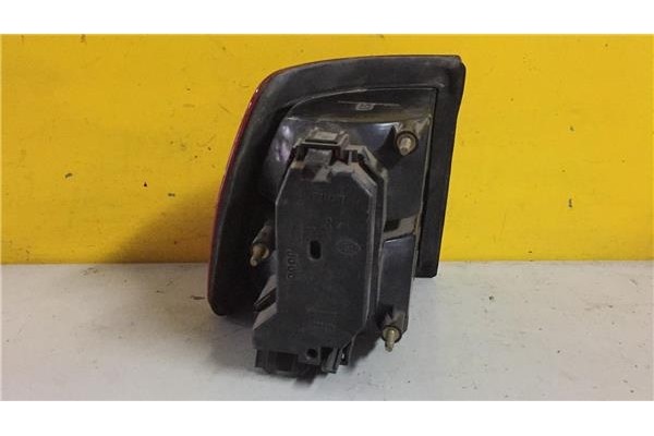 Recambio de piloto trasero derecho para seat toledo (1l) 1.6 base referencia OEM IAM 6R0142795  