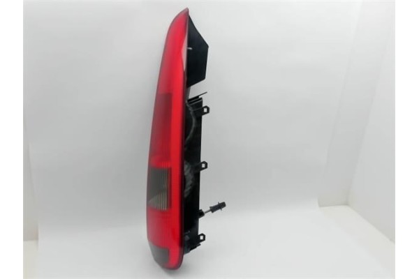 Recambio de piloto trasero derecho para ford fusion (cbk) 1.4 tdci referencia OEM IAM 2N113A602B  