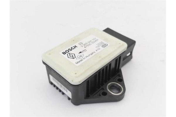 Recambio de centralita para citroen c4 berlina 1.6 exclusive referencia OEM IAM 9664661580  