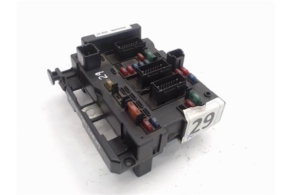 Recambio de caja fusibles/rele para peugeot 206 1.4 e-music referencia OEM IAM 9650664080 BSM-B3/32078863 