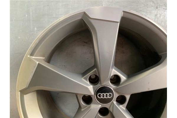 Recambio de llanta para audi rs3 sportback (8vf) 2.5 tfsi quattro referencia OEM IAM 8V0601025ES   Recambio de llanta para audi rs3 sportback (8vf) 2.5 tfsi quattro referencia OEM IAM 8V0601025ES