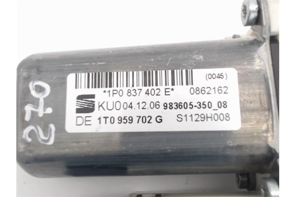 Recambio de motor elevalunas delantero derecho para seat leon (1p1) referencia OEM IAM (1K0959792M) (1T0959702G) (1P0837402E) 