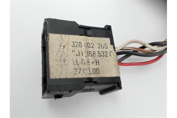 Recambio de retrovisor electrico derecho para audi a4 avant (b5) 1.9 tdi referencia OEM IAM 8D1858532C 32800220S 4A1857507 , AUD