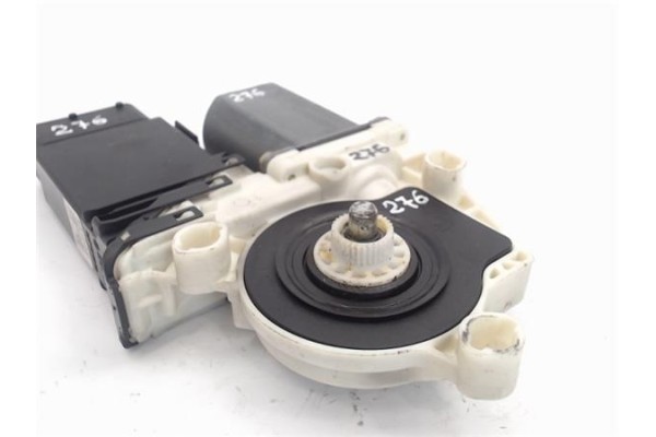 Recambio de motor elevalunas delantero derecho para seat leon (1m1) referencia OEM IAM 1C1959802A 9776105415-301 