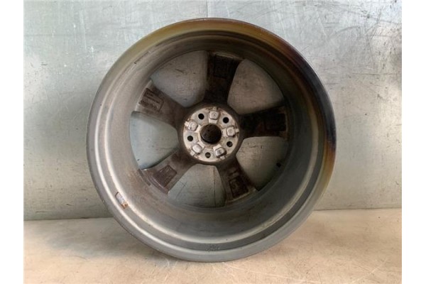 Recambio de llanta para audi rs3 sportback (8vf) 2.5 tfsi quattro referencia OEM IAM 8V0601025ES   Recambio de llanta para audi rs3 sportback (8vf) 2.5 tfsi quattro referencia OEM IAM 8V0601025ES