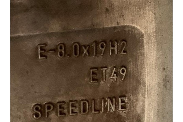 Recambio de llanta para audi rs3 sportback (8vf) 2.5 tfsi quattro referencia OEM IAM 8V0601025ES   Recambio de llanta para audi rs3 sportback (8vf) 2.5 tfsi quattro referencia OEM IAM 8V0601025ES