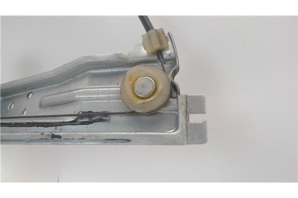 Recambio de mecanismo elevalunas delantero izquierdo para citroen c4 berlina referencia OEM IAM 9221V1 37541 