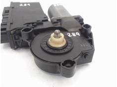 Recambio de motor elevalunas delantero derecho para audi a4 avant (8e) referencia OEM IAM 8E1959802B 105841-101/5WK47006ABF 