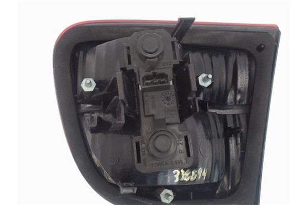 Recambio de piloto porton trasero izquierdo para seat leon (1m1) 1.9 tdi referencia OEM IAM 1M694510701C GP0370 1M6945107 , SEAT