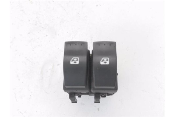 Recambio de mando elevalunas delantero izquierdo para renault grand scénic ii (jm0/1_) 1.9 dci (jm14) referencia OEM IAM 315042B