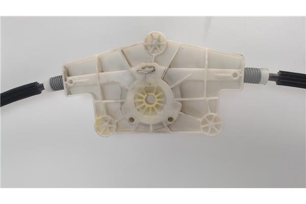 Recambio de mecanismo elevalunas delantero izquierdo para citroen c4 berlina referencia OEM IAM 9221V1 37541 