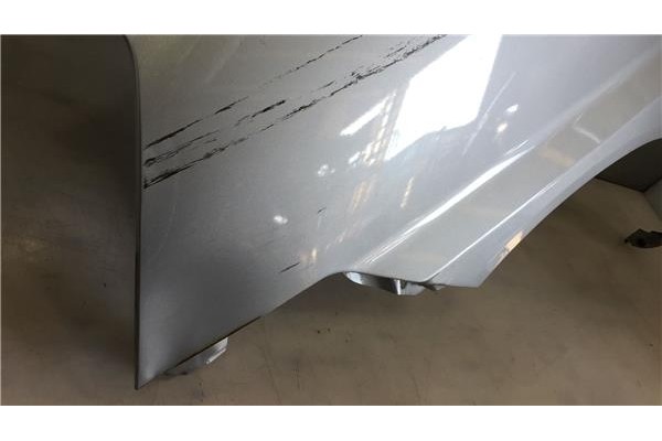 Recambio de aleta delantero izquierda para hyundai h-1 starex 2.5 crdi referencia OEM IAM 663114A540  