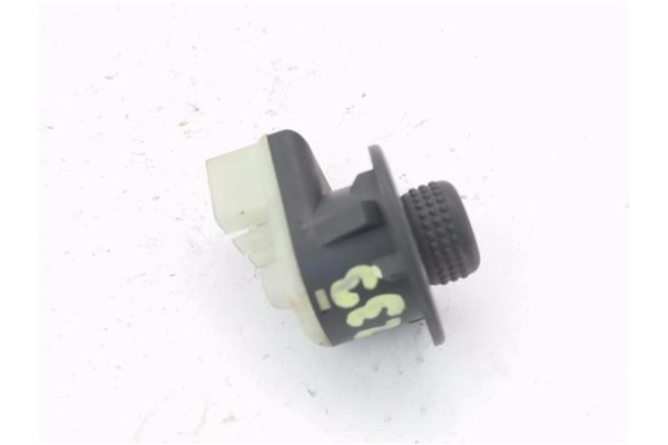 Recambio de mando retrovisor electrico para renault grand scénic ii (jm0/1_) 1.9 dci (jm14) referencia OEM IAM 8200002442 820000