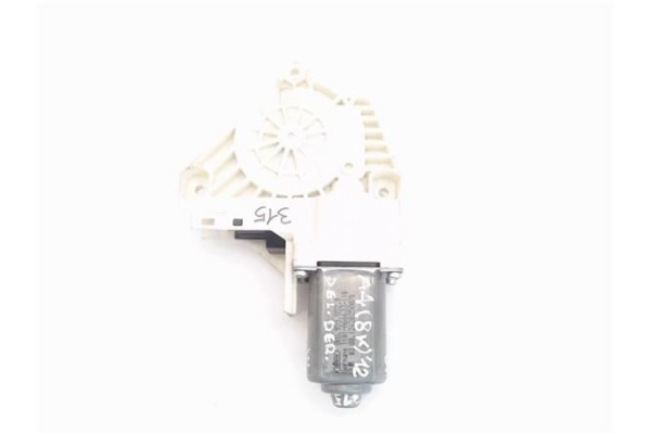 Recambio de motor elevalunas delantero derecho para audi a4 avant (8k5) referencia OEM IAM 8K0959802A  