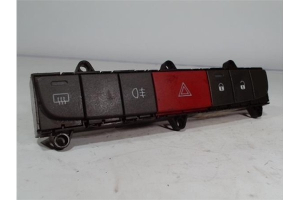 Recambio de interruptor luces emergencia para fiat ducato 3 combi 30 2.3 150 teilverglast referencia OEM IAM 7354213590 30280111