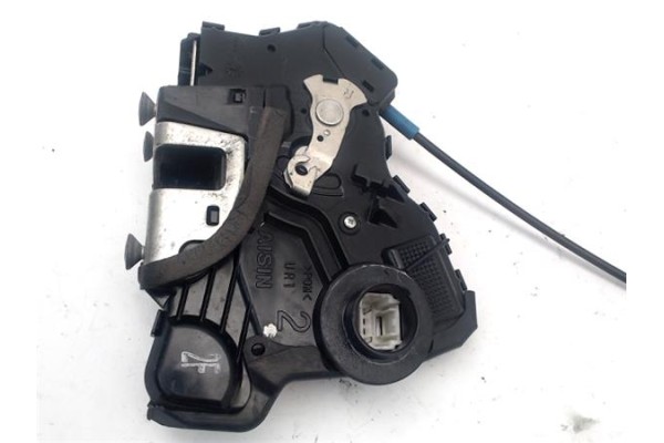 Recambio de cerradura puerta delantero derecha para toyota auris (e15) 2.0 d-4d referencia OEM IAM 6903012490 A046693 