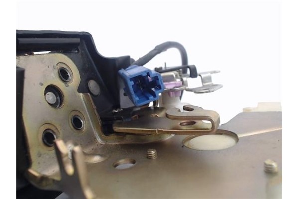 Recambio de cierre electromagnetico porton para honda hr-v (gh) 1.6 16v referencia OEM IAM 74801S2G003  