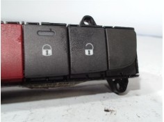 Recambio de interruptor luces emergencia para fiat ducato 3 combi 30 2.3 150 teilverglast referencia OEM IAM 7354213590 30280111