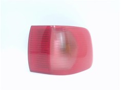 Recambio de piloto trasero derecho para audi 80 berlina/avant 2.6 básico avant referencia OEM IAM 8A0945218C 1308881 29511801 , 
