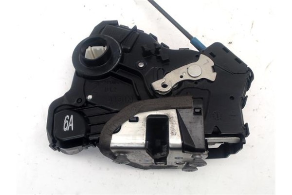 Recambio de cerradura puerta delantero izquierda para toyota auris (e15) 2.0 d-4d referencia OEM IAM 6904042240 A046693 