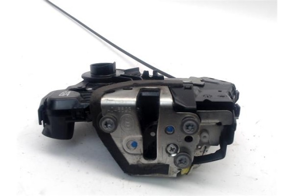 Recambio de cerradura puerta delantero izquierda para toyota auris (e15) 2.0 d-4d referencia OEM IAM 6904042240 A046693 