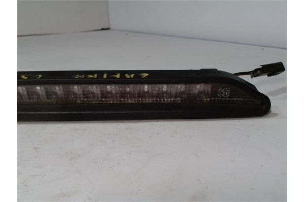 Recambio de luz central de freno para opel zafira b 2.0 essentia referencia OEM IAM  0069907 