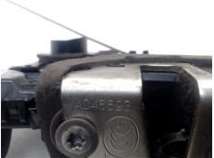 Recambio de cerradura puerta delantero izquierda para toyota auris (e15) 2.0 d-4d referencia OEM IAM 6904042240 A046693 