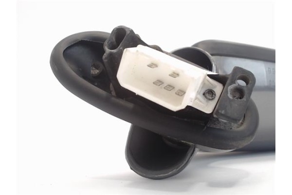 Recambio de retrovisor electrico derecho para audi 80 berlina/avant 2.6 básico avant referencia OEM IAM 893857502H3FZ 6126484 4B