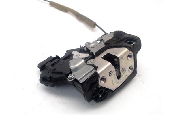 Recambio de cerradura puerta delantero derecha para mazda 5 2.0 referencia OEM IAM B92B94R1  