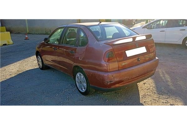seat cordoba berlina (6k2) del año 1998