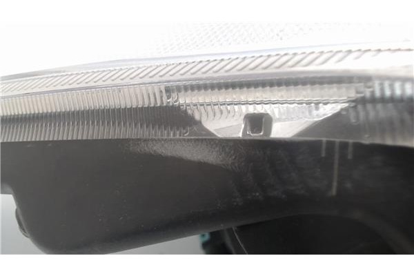 Recambio de faro delantero dcho para toyota prius (zvw30) 1.8 hybrid referencia OEM IAM 8113047251 T675A65 8113047253 , TOYOTA