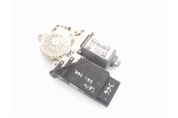 Recambio de motor elevalunas delantero derecho para seat leon (1p1) referencia OEM IAM (1C0959802C) (105413-301) 