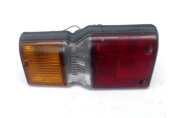 Recambio de piloto trasero derecho para daihatsu wildcat/rocky (f75) 2.8 td referencia OEM IAM 22051459BR  