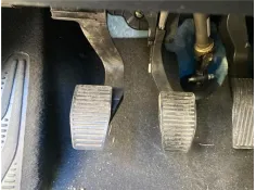 PEDAL EMBRAGUE 2583561045 