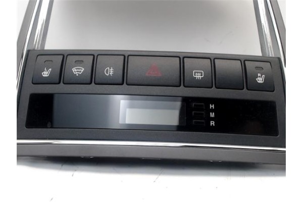 Recambio de embellecedor consola central para kia sorento (bl) 2.5 crdi referencia OEM IAM 847603E6208W  