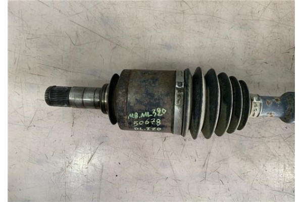 Recambio de palier delantero derecho para mercedes-benz clase m (bm 163) 3.2 320 (163.154) referencia OEM IAM A1633300501 6829 A