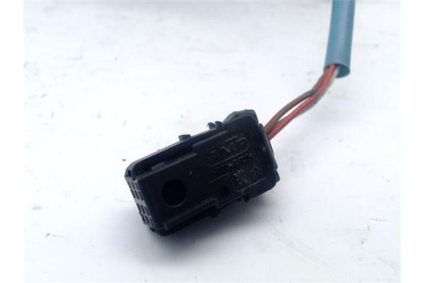 Recambio de retrovisor electrico izquierdo para citroen c2 1.4 hdi referencia OEM IAM 8149RG 103024 