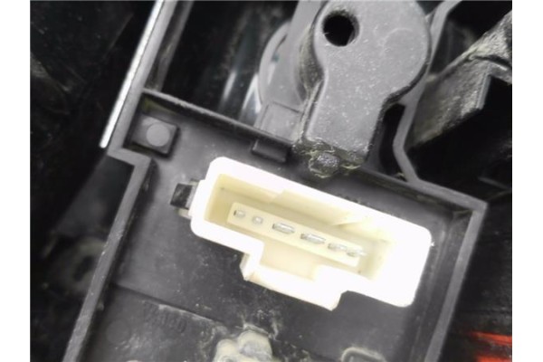 Recambio de piloto trasero izquierdo para citroen c5 berlina 2.0 audace referencia OEM IAM 6350V3 89032697 