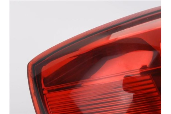 Recambio de piloto trasero izquierdo para volkswagen polo v (6c1) 1.2 advance bmt referencia OEM IAM 6C0945095F  