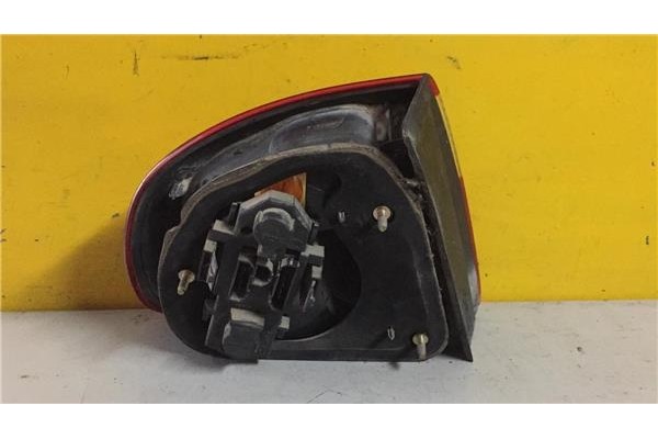 Recambio de piloto trasero derecho para seat toledo (1m2) 1.6 signo referencia OEM IAM 1M5945096B  